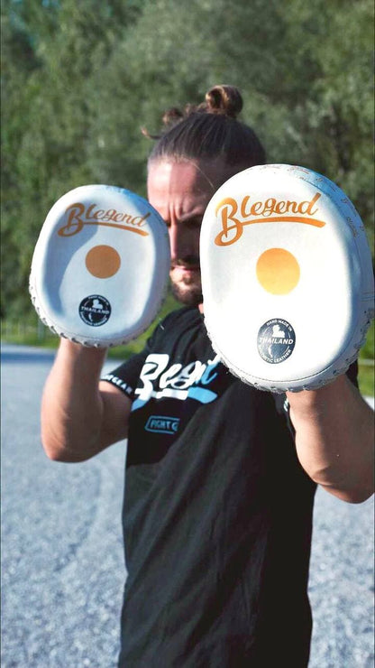 BLEGEND Focus Mitts BFM17 White